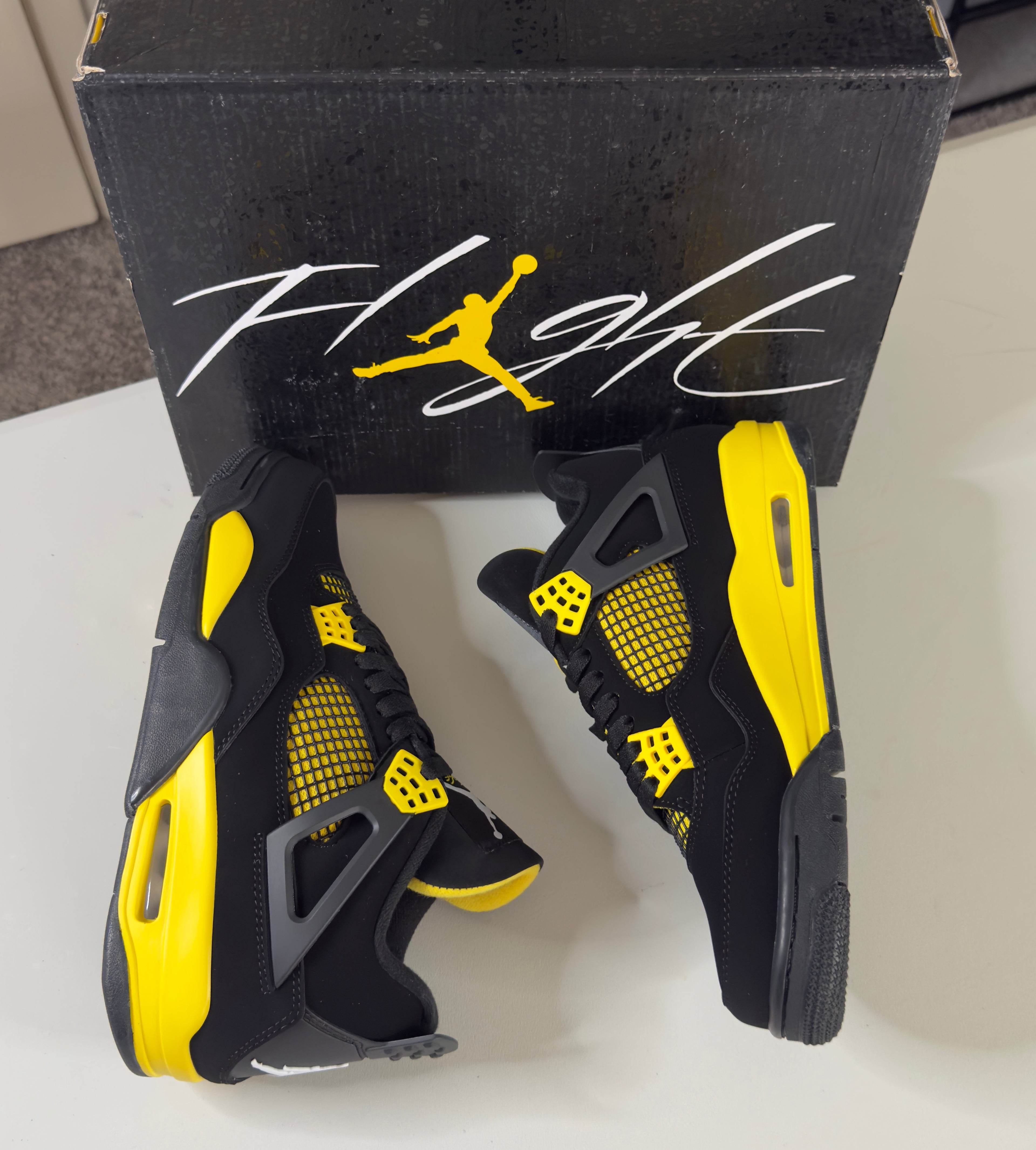 RETRO 4THUNDER