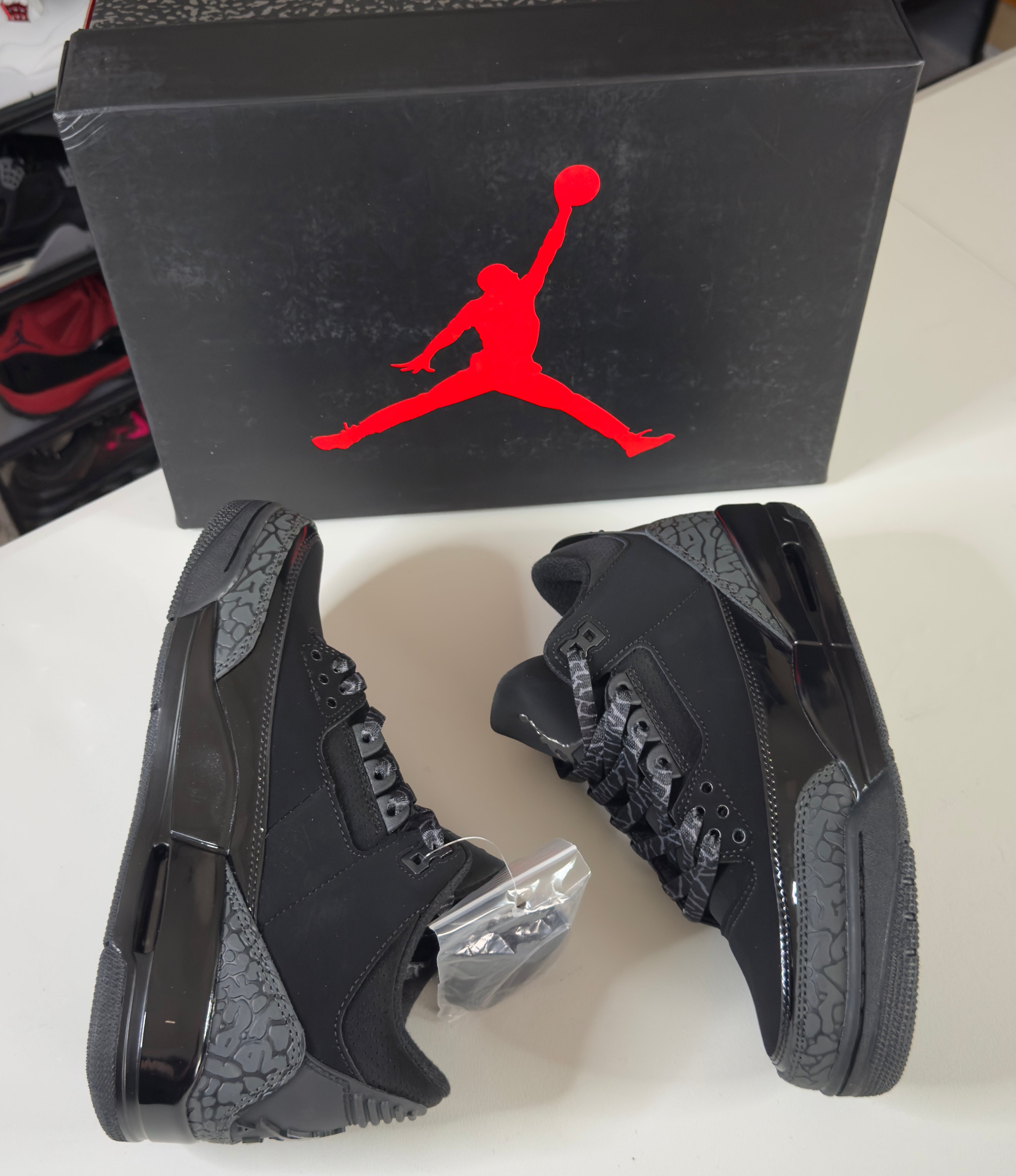 RETRO 3 BLACK CAT