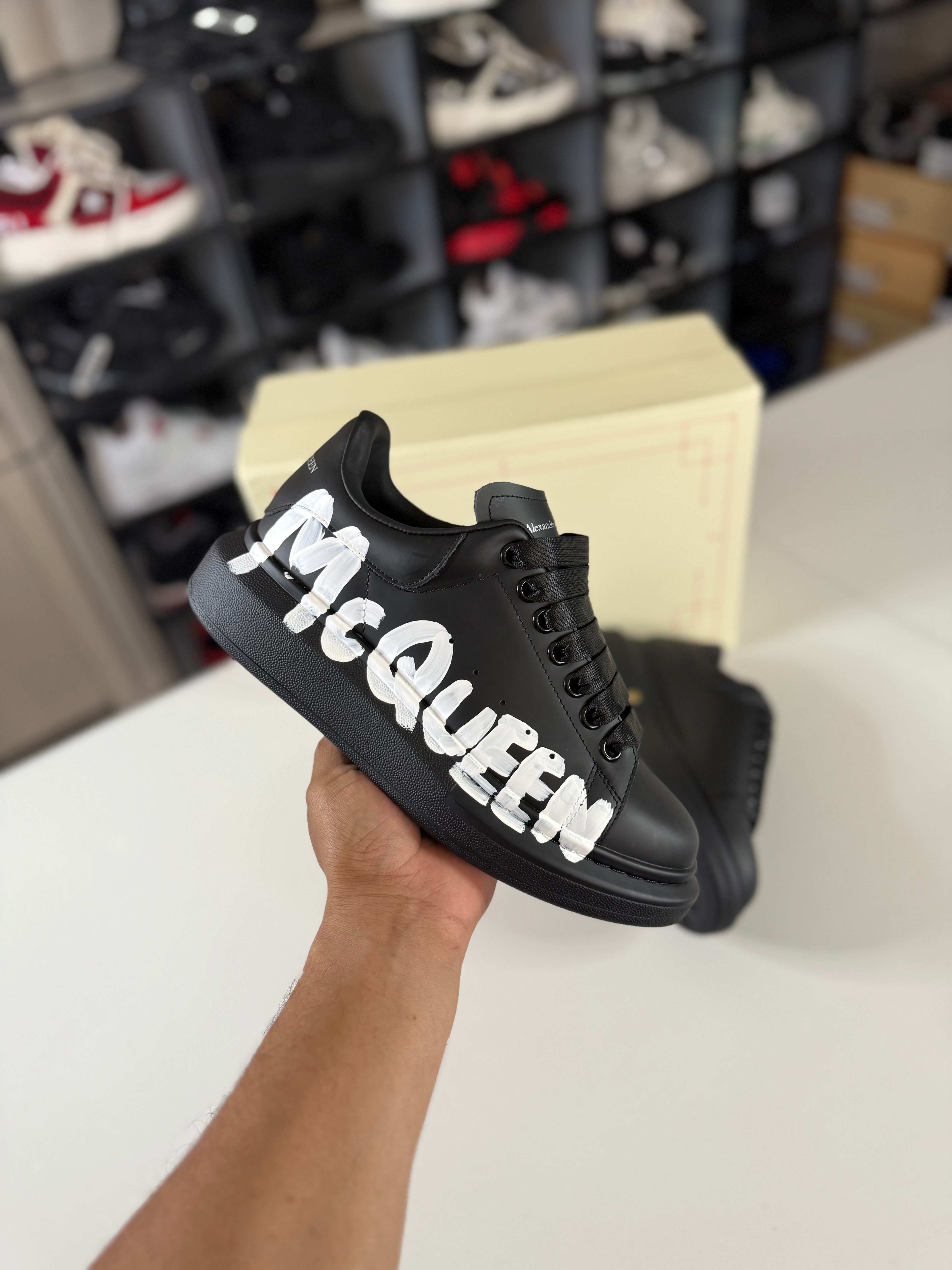 ALEXANDER MCQUEEN